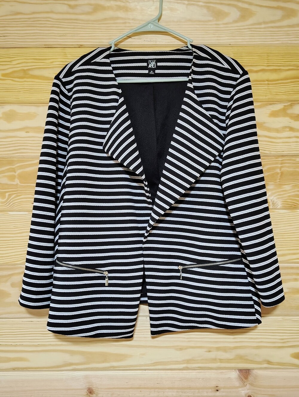 Roz & Ali Black White Striped Open Draped Front Blazer XL Zip Pockets Related
